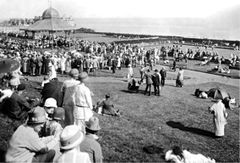 Bandstand-White-Rock-Gardens.-1925.